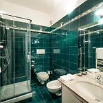 Royal דירה *